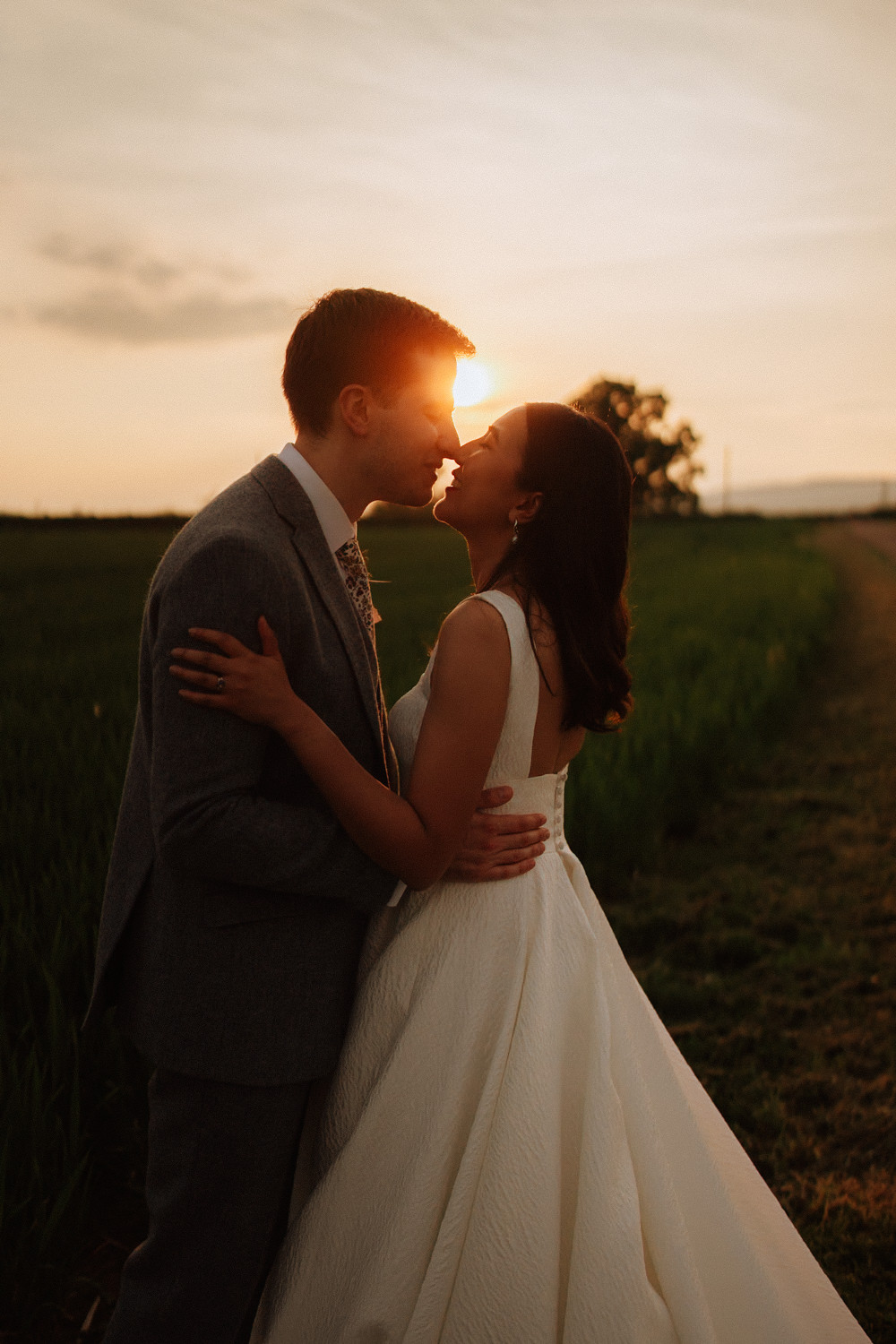 LLANTILIO HOUSE WEDDING PHOTOGRAPHY 041 LLANTILIO HOUSE WEDDING PHOTOGRAPHY 041